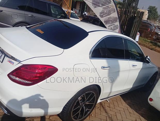 Mercedes-Benz C200 2015 White