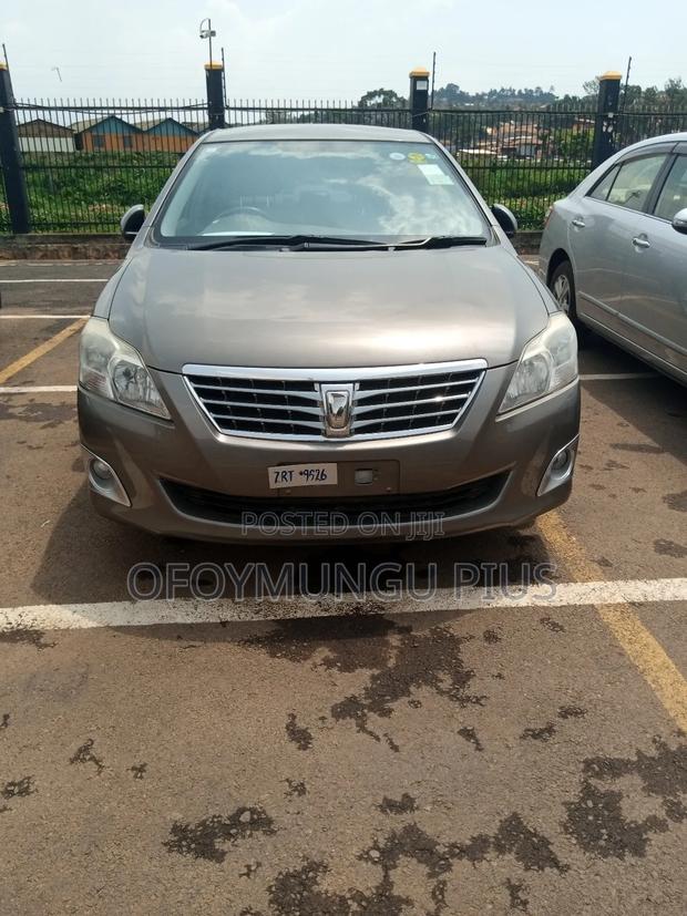 Toyota Premio 2012 Brown