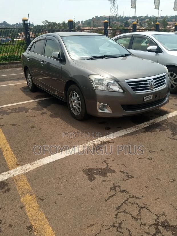 Toyota Premio 2012 Brown