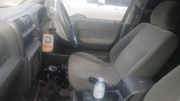 Isuzu Rodeo 2004 Silver