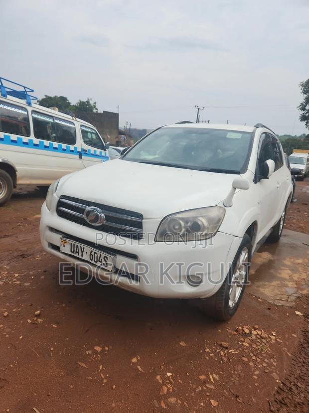 Toyota RAV4 2.4 2005 White