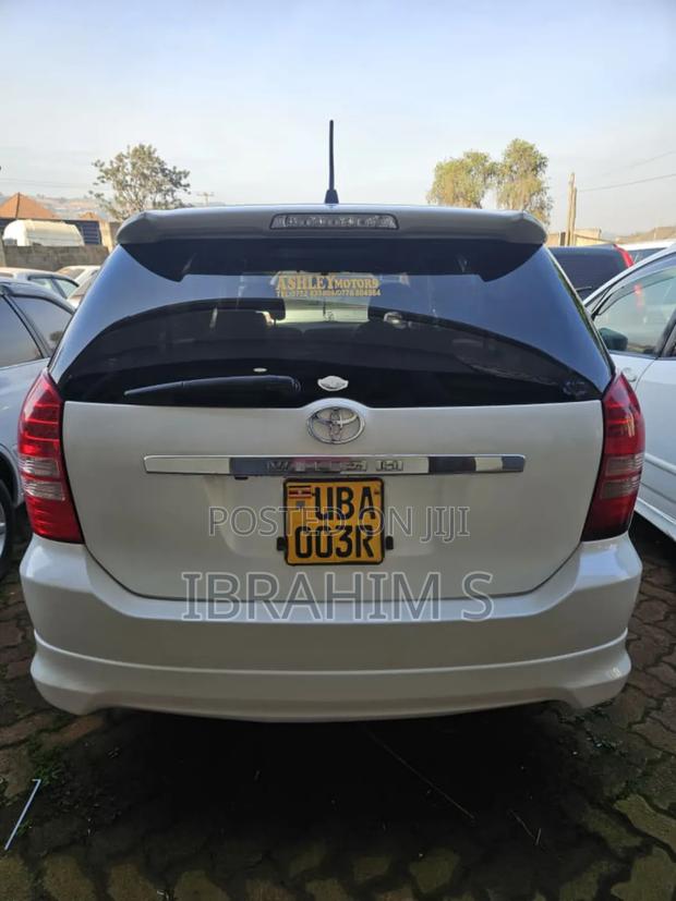 Toyota Wish 2009 White