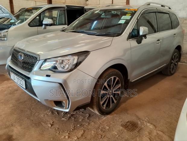Subaru Forester 2.0XT Premium AWD 2017 White