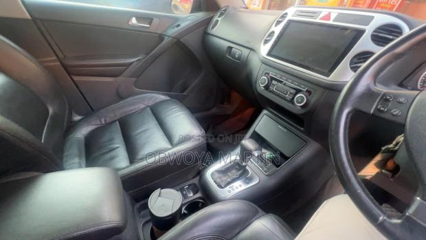 Volkswagen Tiguan S 4Motion 2010 Black