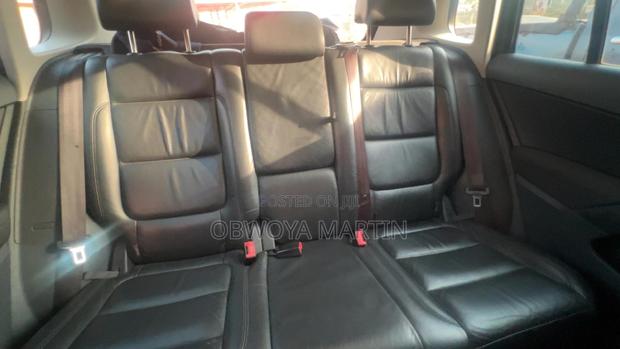 Volkswagen Tiguan S 4Motion 2010 Black