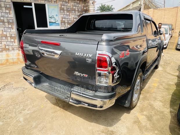 Toyota Hilux Revo Single Cab Deisel 2.8 AWD 2017 Gray