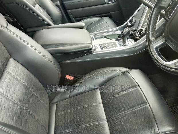 Land Rover Range Rover Sport 2018 Gray
