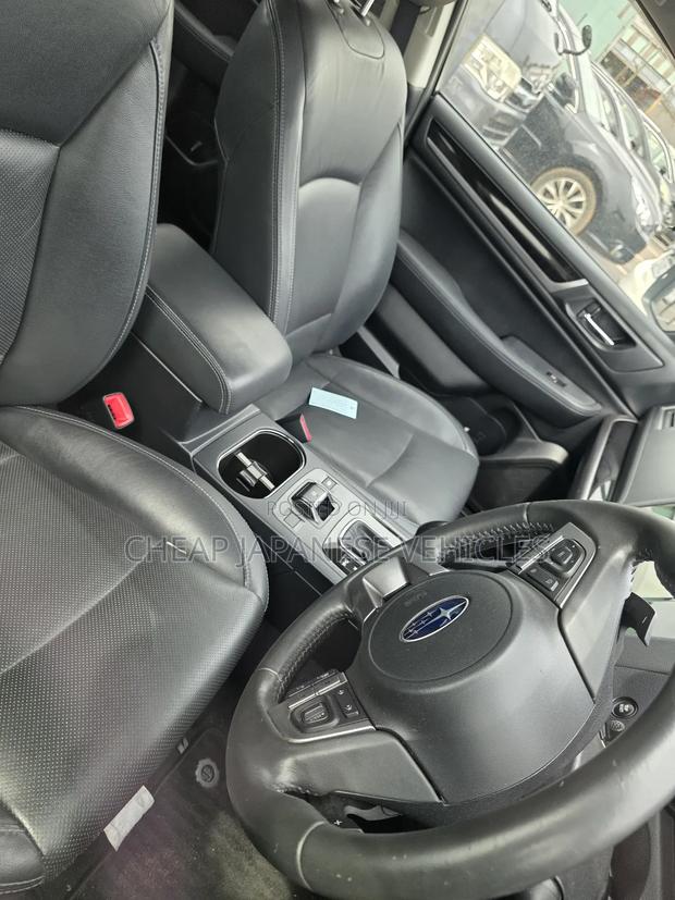Subaru Legacy 2.5i Premium AWD 2016 Silver