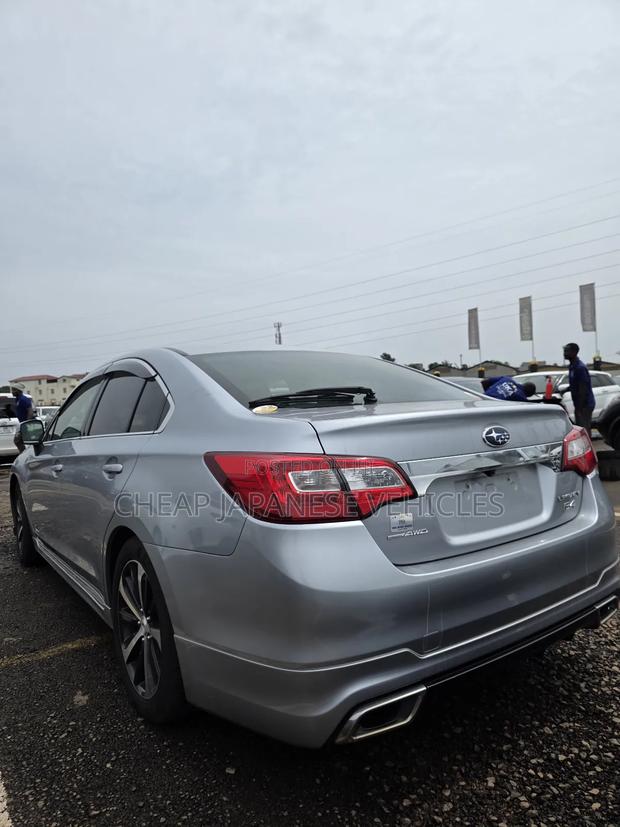 Subaru Legacy 2.5i Premium AWD 2016 Silver