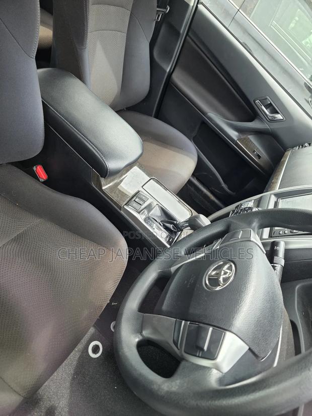 Toyota Mark X 2.5 RWD 2014 Gray