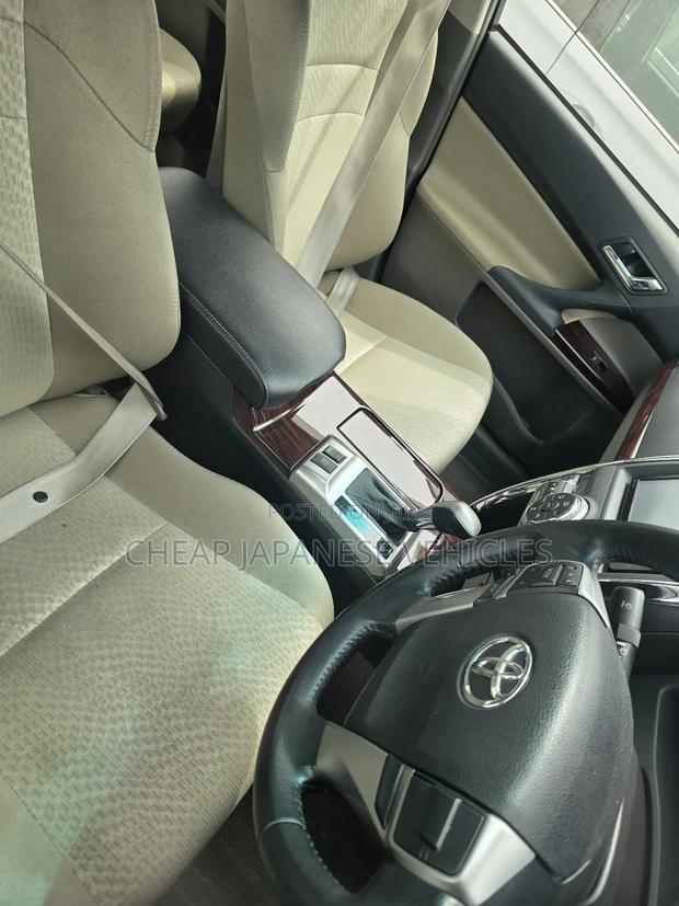 Toyota Mark X 2.5 RWD 2012 White