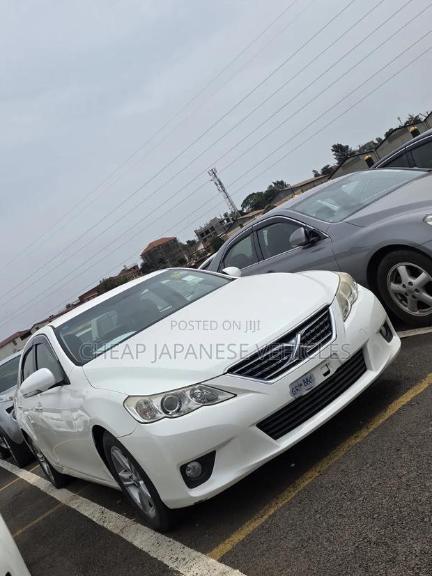 Toyota Mark X 2.5 RWD 2012 White