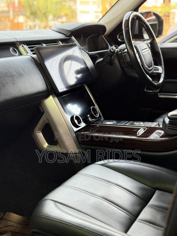 Land Rover Range Rover Vogue 2016 Gold