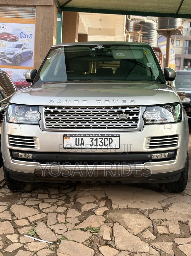 Land Rover Range Rover Vogue 2016 Gold