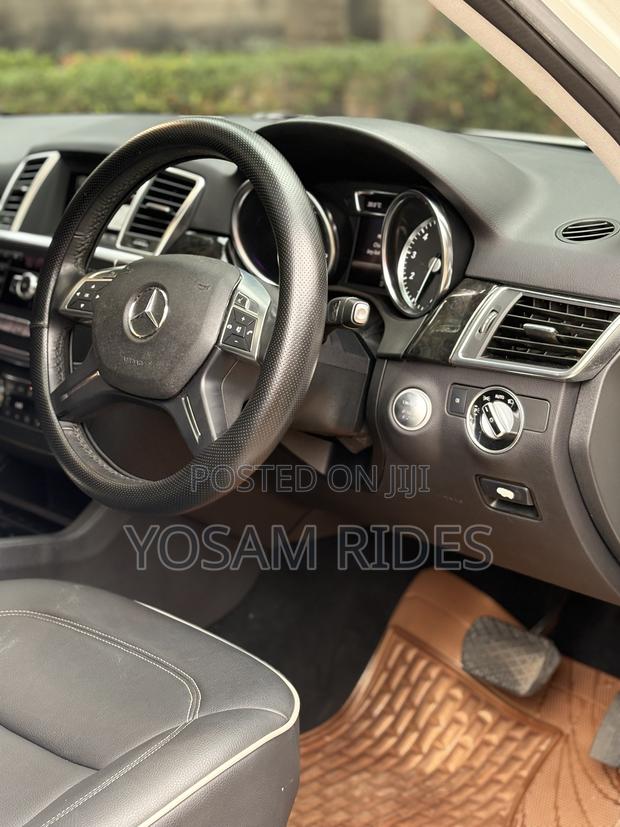 Mercedes-Benz M Class ML350 4dr SUV (3.5L 6cyl 7A) 2014 White