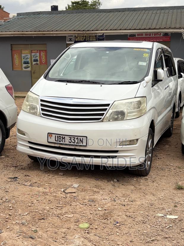 Toyota Alphard 2.4 Petrol FWD 2007 White