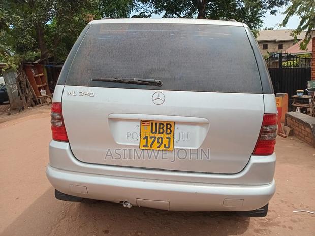 Mercedes-Benz M Class 2006 Silver