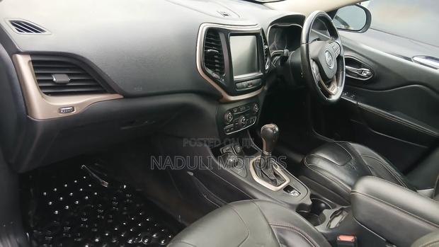 Jeep Grand Cherokee 2017 White