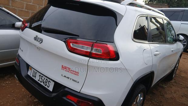 Jeep Grand Cherokee 2017 White