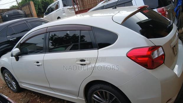 Subaru Impreza 2.0i Limited PZEV 4dr Hatchback AWD (2.0L 4cyl CVT) 2015 White