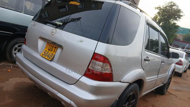 Mercedes-Benz M Class 2005 Silver