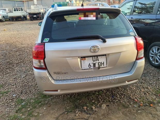Toyota Corolla Fielder 1.5 Petrol AWD 2012 Silver
