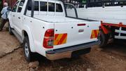 Toyota Hilux 2006 White for sale