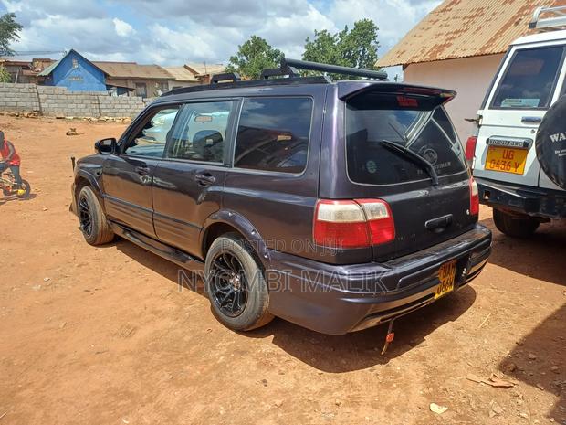 Subaru Forester Automatic 2000 Blue