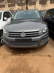 Volkswagen Touareg 2014 Gray for sale