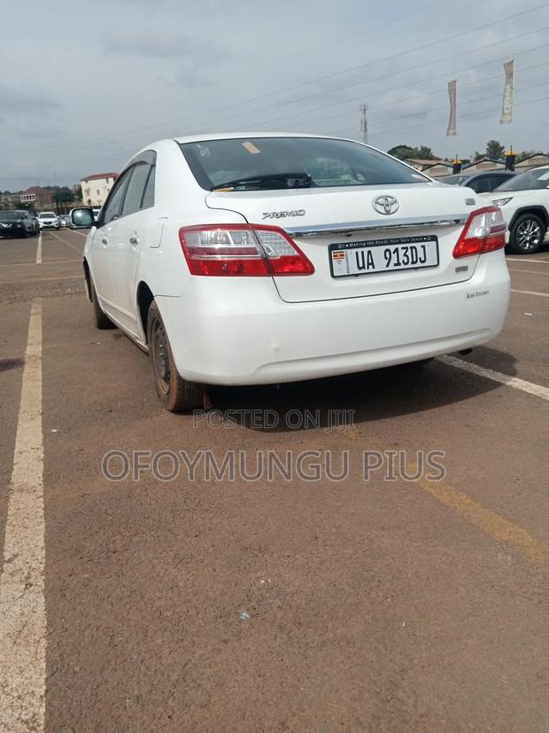 Toyota Premio 2010 White