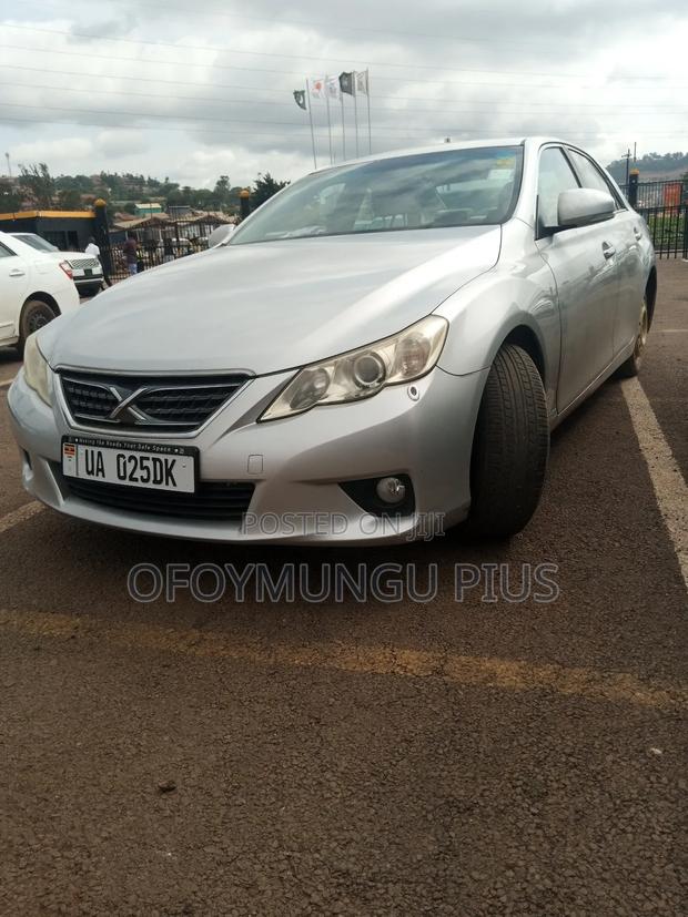 Toyota Mark X 2010 Silver