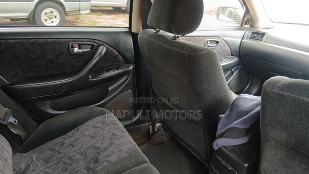 Toyota Mark II Qualis 2002 White