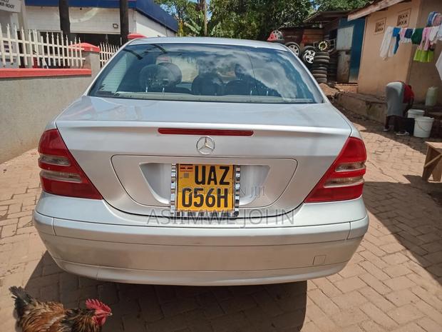 Mercedes-Benz C180 2004 Silver
