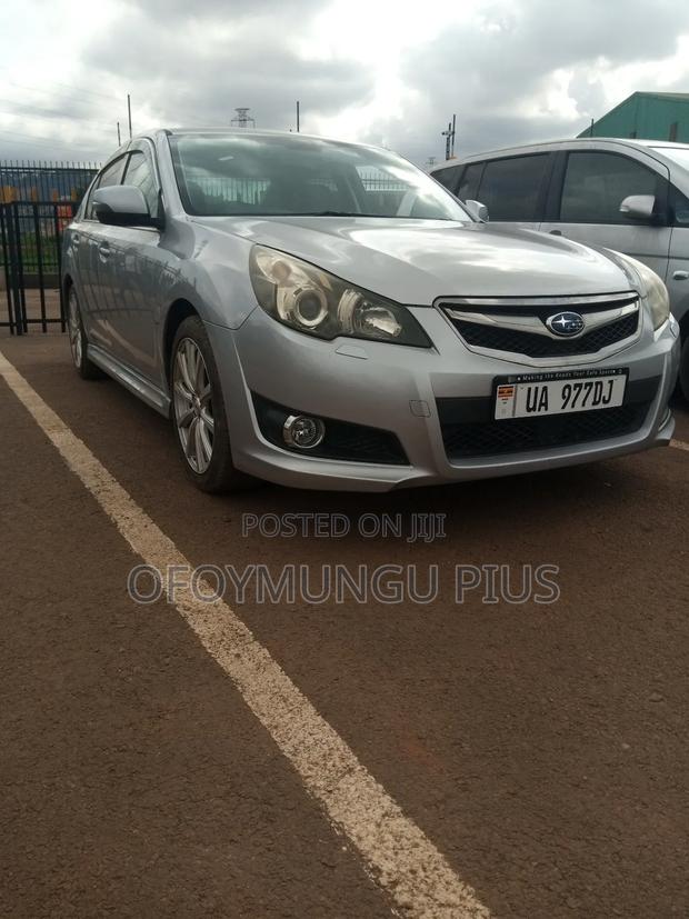 Subaru Legacy 2011 Silver