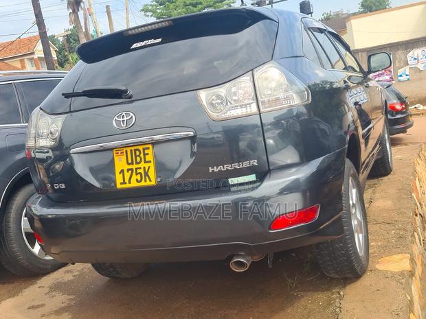 Toyota Harrier 2008 Gray