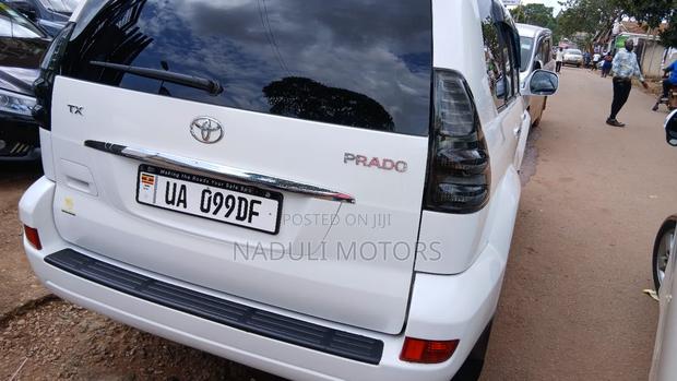 Toyota Land Cruiser Prado 2007 White