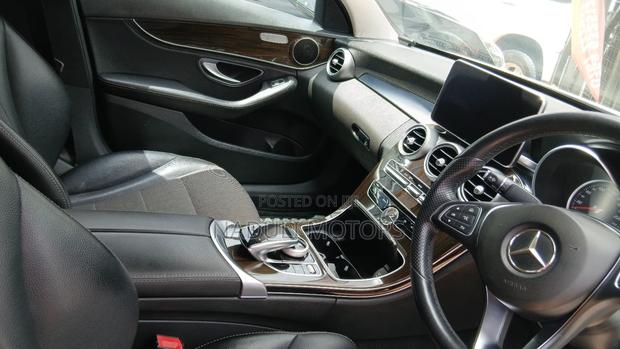 Mercedes-Benz C220 2016 White