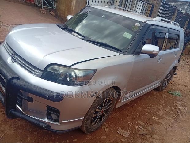 Toyota Corolla Rumion Hatchback 1.8 AWD 2010 Silver