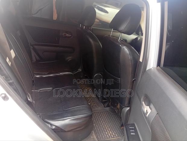 Toyota Corolla Rumion Hatchback 1.8 AWD 2010 Silver