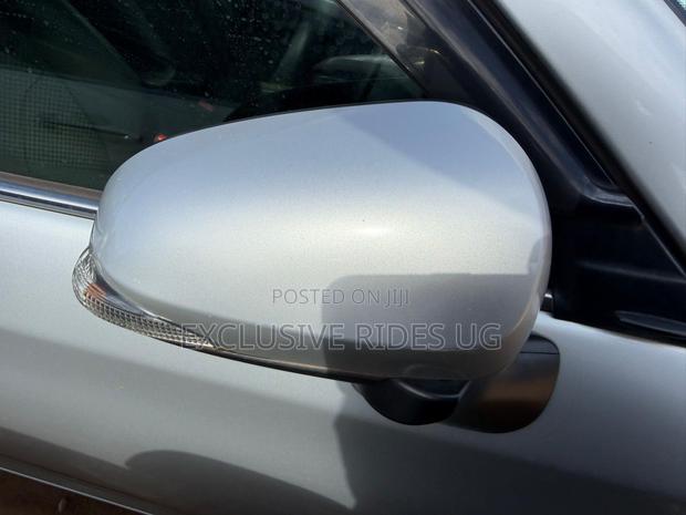 Toyota Corolla Fielder 2018 Silver