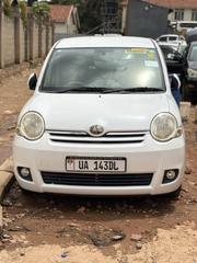Toyota Sienta 1.5 FWD 2008 White for sale