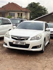 Subaru Outback 2.5 2009 White for sale