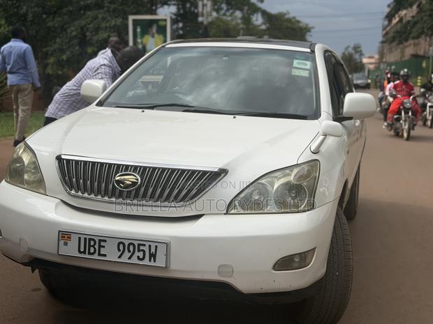 Toyota Harrier 2008 White