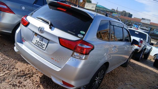 Toyota Corolla Fielder 2015 Silver