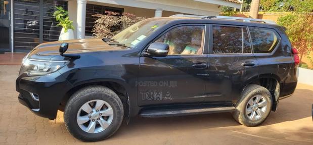 Toyota Land Cruiser Prado 2019 Black