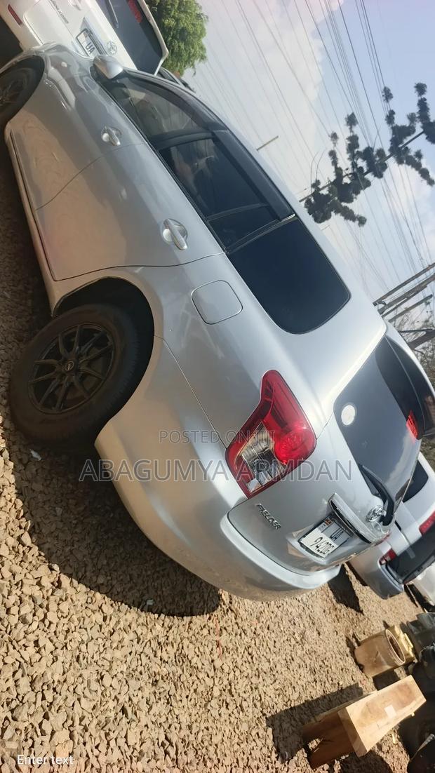 Toyota Corolla Fielder 1.5 Petrol AWD 2010 Silver