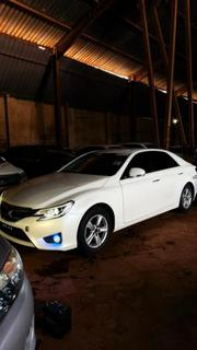 Toyota Mark X 2.5 AWD 2015 White for sale
