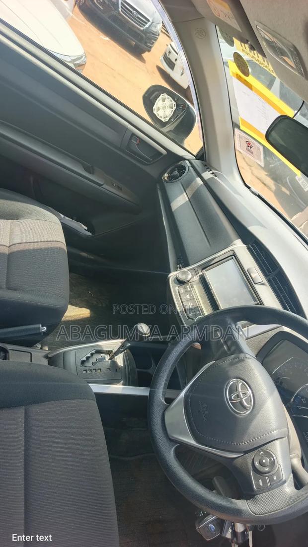 Toyota Corolla Fielder 1.5 Petrol FWD 2015 White