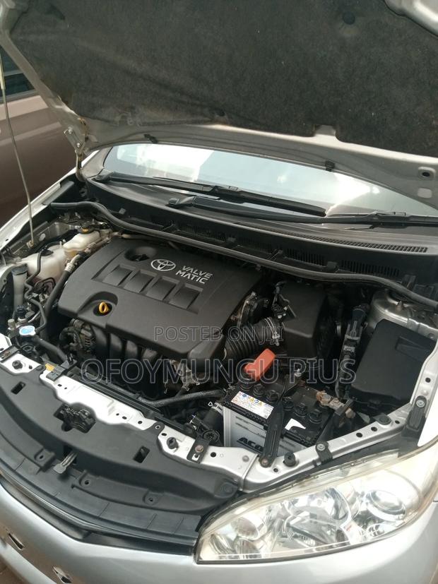 Toyota Wish 2014 Silver
