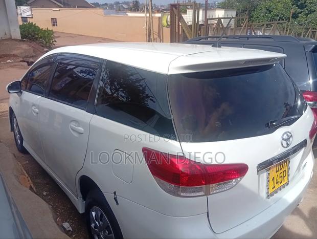 Toyota Wish 2009 White